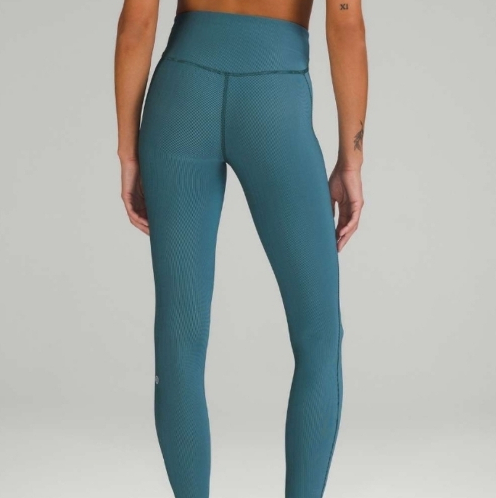 Lululemon Base Pace Ribbed Tight - Picture 4 of 11